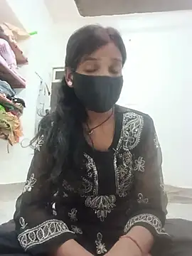 Snapshot of Desi_Couple_P chatting on 07-09-26, 03:27 Desi Couple P online show from 07-09-26, 03:27