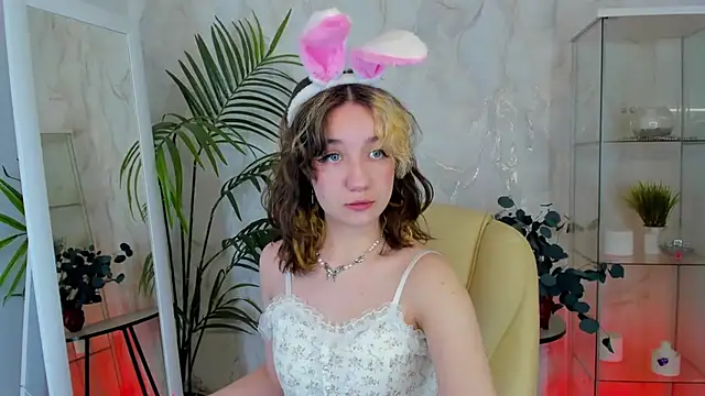 Snapshot of GiaRicco chatting on 02-11-26, 03:06 GiaRicco online show from 02-11-26, 03:06