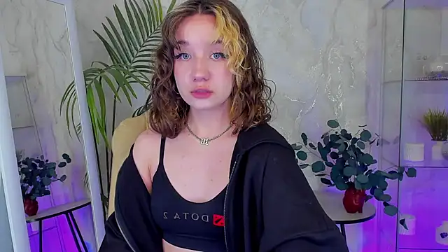 Snapshot of GiaRicco chatting on 02-13-26, 04:03 GiaRicco online show from 02-13-26, 04:03