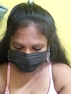 Snapshot of Tamil_Ramya_ chatting on 02-25-26, 04:27 Tamil Ramya online show from 02-25-26, 04:27