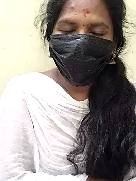Snapshot of Tamil_Ramya_ chatting on 05-17-26, 05:20 Tamil Ramya online show from 05-17-26, 05:20