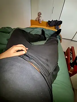 cetriolino online show from 02-12-26, 10:10