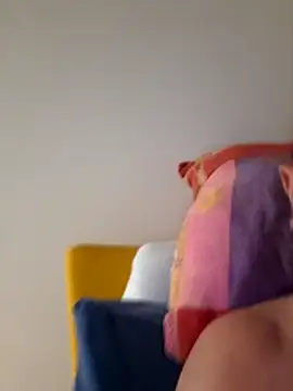Snapshot of cetriolino chatting on 04-26-26, 07:11 cetriolino online show from 04-26-26, 07:11