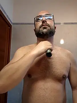 Snapshot of cetriolino chatting on 05-13-26, 05:38 cetriolino online show from 05-13-26, 05:38