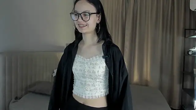 BeatrisRosel online show from 03-07-26, 06:05