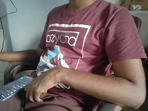 Tinku 1324 online show from 07-11-26, 01:19