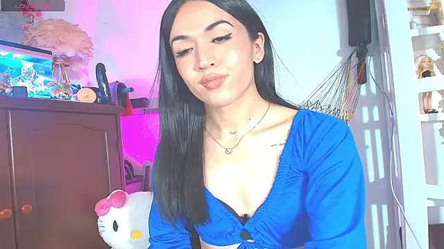 Yiyii online show from 03-19-26, 07:51