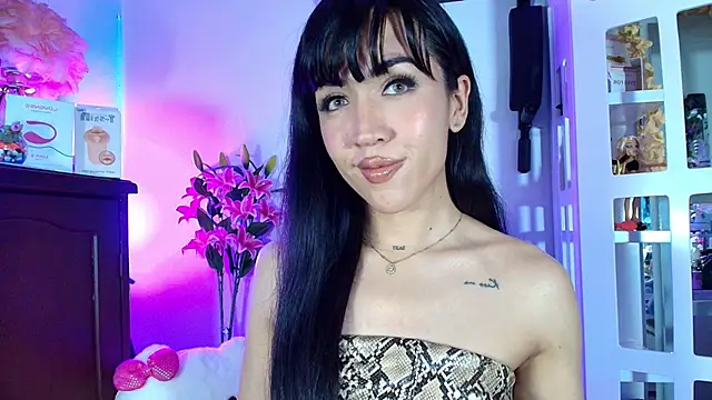 Yiyii online show from 05-16-26, 09:39