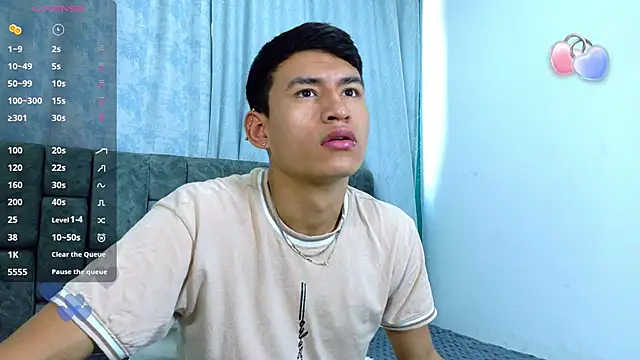 Snapshot of NicolasTorrez chatting on 02-28-26, 07:59 NicolasTorrez online show from 02-28-26, 07:59