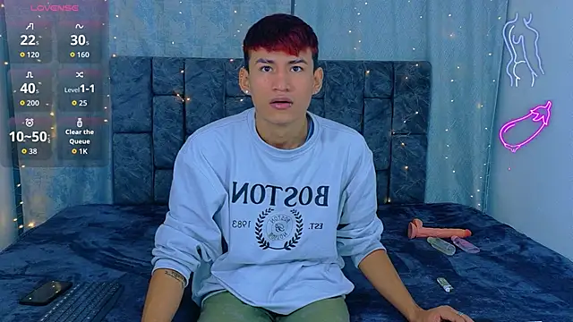 NicolasTorrez online show from 03-31-26, 03:41