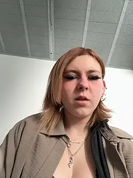 Milli-Kiss online show from 03-22-26, 02:09