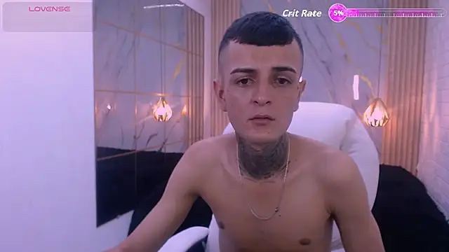 Snapshot of benjamin_anthony chatting on 02-14-26, 03:09 benjamin anthony online show from 02-14-26, 03:09