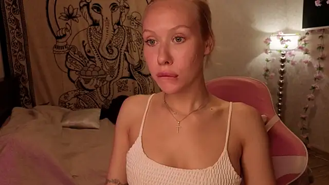 Snapshot of pureeangel chatting on 07-03-26, 07:53 pureeangel online show from 07-03-26, 07:53