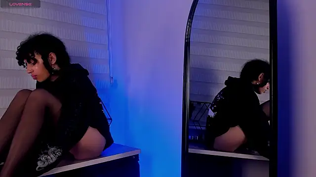 Tamia 25 online show from 03-08-26, 02:04