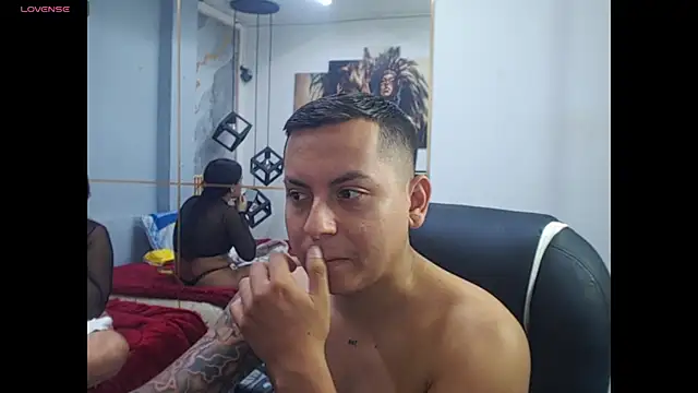 Snapshot of vanessa_f chatting on 02-18-26, 07:32 vanessa f online show from 02-18-26, 07:32