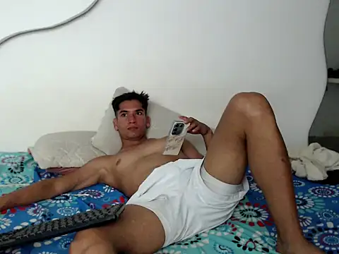 johanoro333 online show from 03-08-26, 01:47