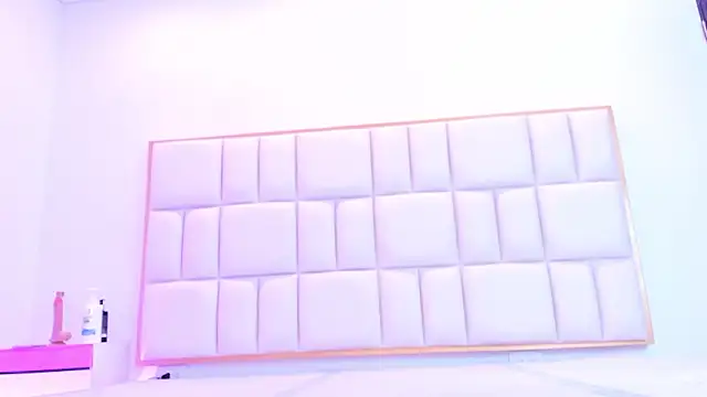 Violetta-foxx online show from 03-02-26, 07:32