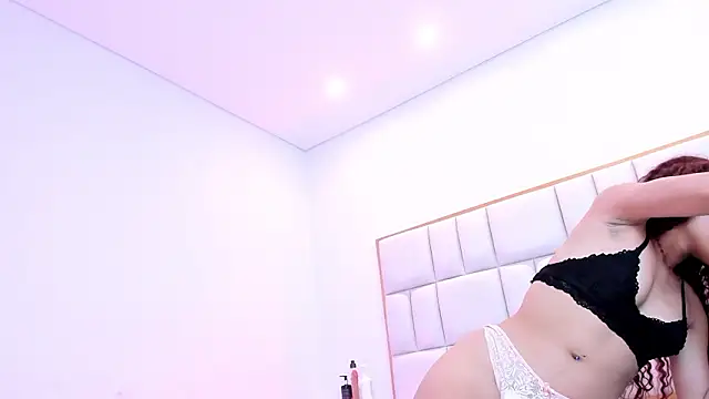 Violetta-foxx online show from 03-24-26, 07:41