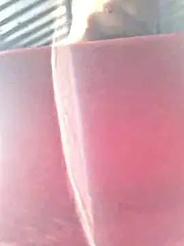 Snapshot of Juli_Powl chatting on 02-27-26, 12:05 Juli Powl online show from 02-27-26, 12:05