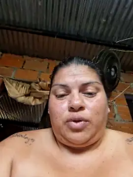Snapshot of Juli_Powl chatting on 04-18-26, 07:58 Juli Powl online show from 04-18-26, 07:58