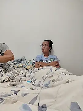 Snapshot of Erickandsam chatting on 03-02-26, 10:38 Erickandsam online show from 03-02-26, 10:38