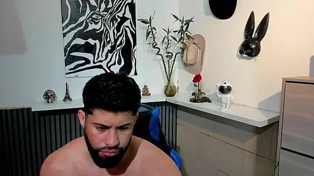 Snapshot of BENEDIICK chatting on 02-19-26, 12:45 BENEDIICK online show from 02-19-26, 12:45