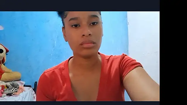 Snapshot of MadelynStamant chatting on 02-18-26, 12:12 MadelynStamant online show from 02-18-26, 12:12