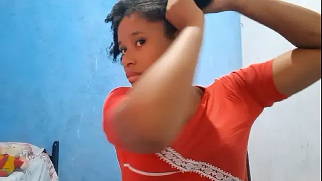 Snapshot of MadelynStamant chatting on 02-20-26, 12:16 MadelynStamant online show from 02-20-26, 12:16