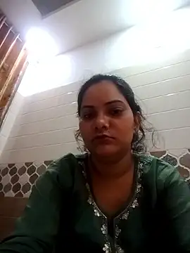 Snapshot of Anushka_Singh0 chatting on 02-13-26, 02:07 Anushka Singh0 online show from 02-13-26, 02:07