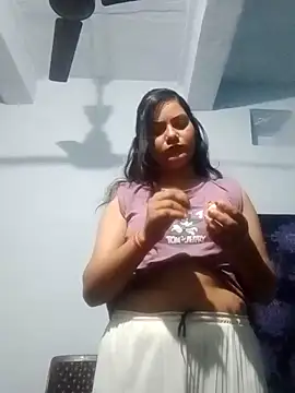 Snapshot of Anushka_Singh0 chatting on 02-21-26, 01:50 Anushka Singh0 online show from 02-21-26, 01:50