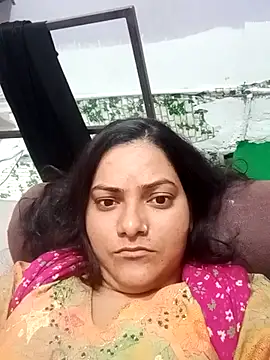 Snapshot of Anushka_Singh0 chatting on 02-25-26, 10:36 Anushka Singh0 online show from 02-25-26, 10:36