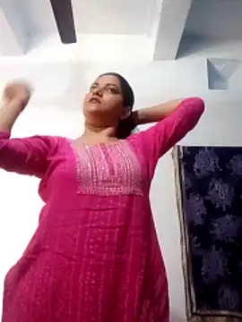 Snapshot of Anushka_Singh0 chatting on 03-01-26, 08:16 Anushka Singh0 online show from 03-01-26, 08:16