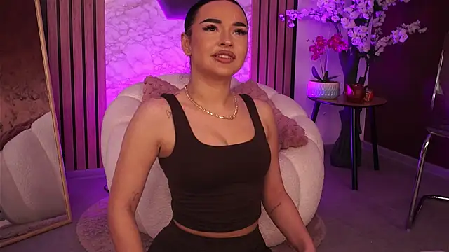 SashaLorrenz online show from 06-05-26, 02:23