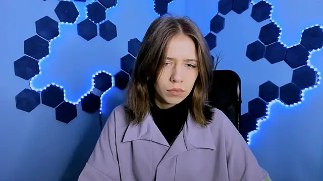 Snapshot of cleo_cool chatting on 02-18-26, 09:38 cleo cool online show from 02-18-26, 09:38