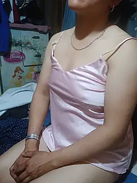 Snapshot of nelina_12345 chatting on 07-12-26, 12:29 nelina 12345 online show from 07-12-26, 12:29