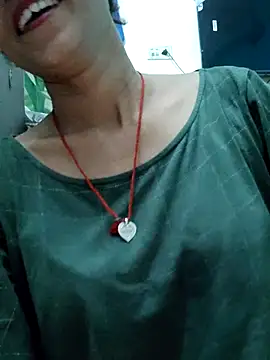 Sexy-Sandhya  online show from 04-25-26, 05:32