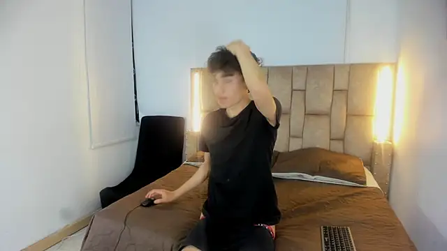 Noir Sebas online show from 03-06-26, 03:03