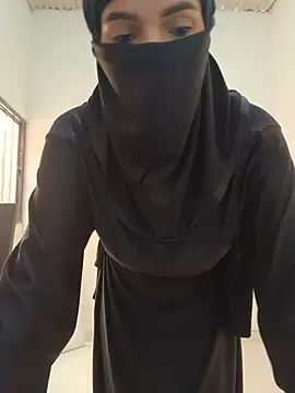 Snapshot of aminaa_ chatting on 07-06-26, 07:49 aminaa online show from 07-06-26, 07:49