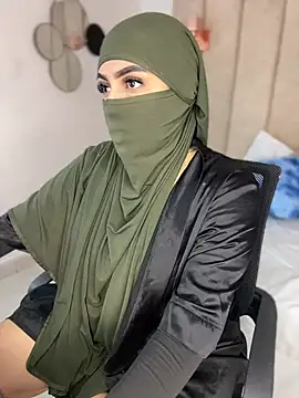 Snapshot of rashaaa_ chatting on 02-13-26, 07:10 rashaaa online show from 02-13-26, 07:10