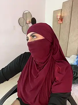 Snapshot of rashaaa_ chatting on 02-16-26, 06:59 rashaaa online show from 02-16-26, 06:59