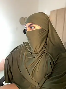 rashaaa  online show from 03-25-26, 04:40