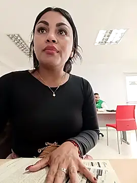 ValeriaVilla2 online show from 03-03-26, 03:40