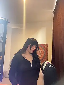 Abril Thompson221 online show from 04-12-26, 10:48