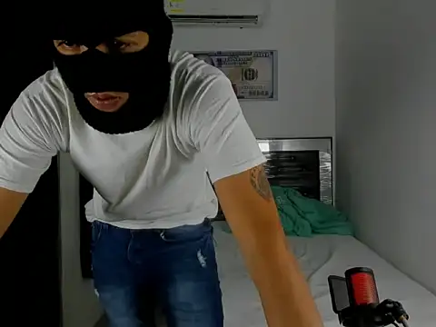 Snapshot of badboy_master chatting on 02-24-26, 02:42 badboy master online show from 02-24-26, 02:42