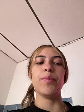 Sophie vega1 online show from 05-28-26, 03:53