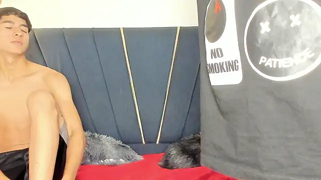 Snapshot of kleiver_cum18 chatting on 02-21-26, 02:07 kleiver cum18 online show from 02-21-26, 02:07