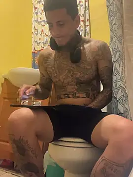 Snapshot of freaknine69 chatting on 02-13-26, 06:09 freaknine69 online show from 02-13-26, 06:09