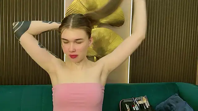 Snapshot of Hana_Watt chatting on 03-21-26, 05:56 Hana Watt online show from 03-21-26, 05:56