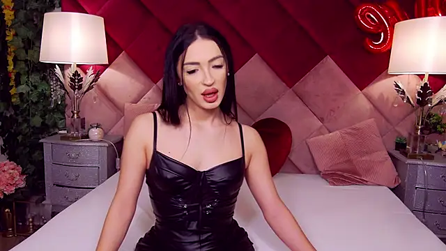 Snapshot of VictoriaLanes chatting on 02-19-26, 05:25 VictoriaLanes online show from 02-19-26, 05:25