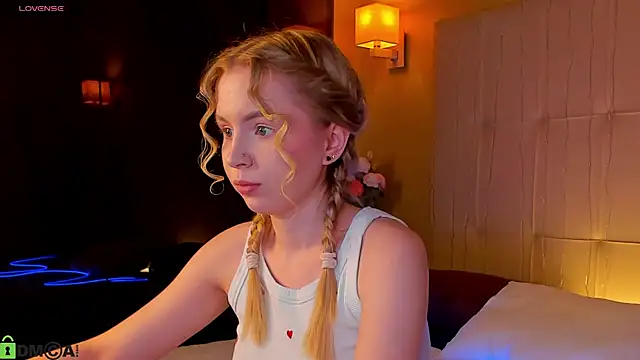 Linda  Bloom online show from 04-19-26, 12:43